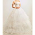 Robe de mariée longue bustier en plumes collection 2015